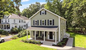 42 Hillside Ave, Bedford, MA 01730