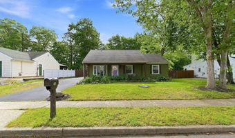 26 Ravenwood Blvd, Barnegat, NJ 08005