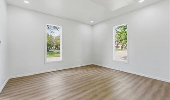 611 3rd St NW, Austin, MN 55912