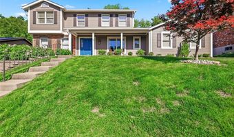 180 Spring Oaks Dr, Ballwin, MO 63011