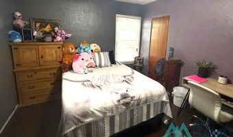 905 N Alameda St, Carlsbad, NM 88220