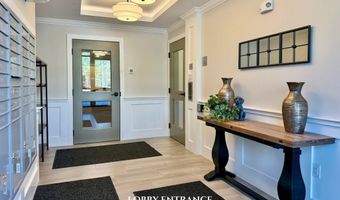 1 Longview Dr 208, Atkinson, NH 03811