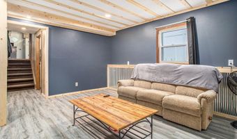 6330 Calhoun Rd, Albion, MI 49224