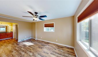 705 Glenview Dr, Albert Lea, MN 56007