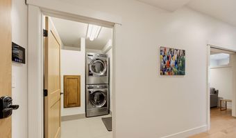 175 Lithia Way 200, Ashland, OR 97520