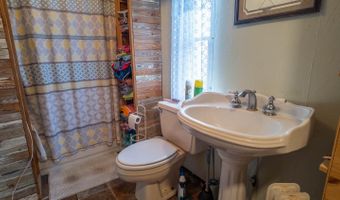 509 Old Cane Bluff Rd, Alton, MO 65606