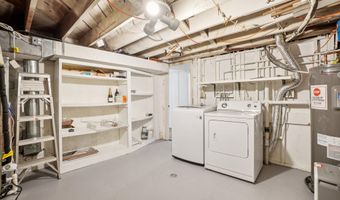 2824 S ABINGDON St A2, Arlington, VA 22206
