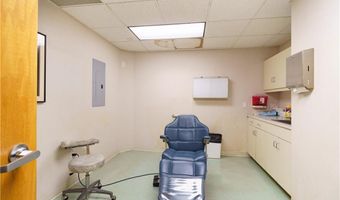 215 Toll Gate Rd 308, Warwick, RI 02886