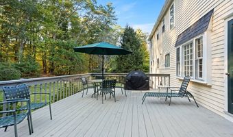 19 Lincoln Dr, Acton, MA 01720