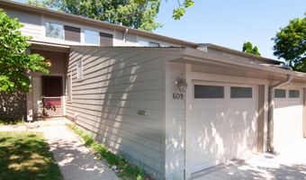 609 Watersedge Dr, Ann Arbor, MI 48105