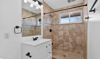 6307 COTTONWOOD Dr, Alexandria, VA 22310