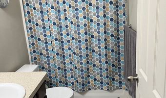272 W 680 N, Centerville, UT 84014