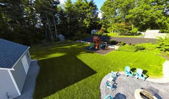 489 Main St, Acushnet, MA 02743