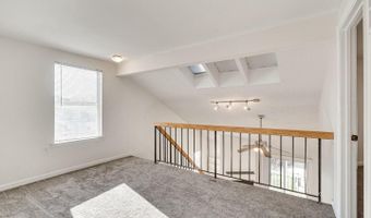 4418 PEMBROOK VILLAGE Dr 121, Alexandria, VA 22309
