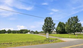 557 Seay Rd, Boiling Springs, SC 29316