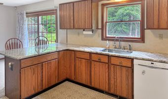32 Starr Rd, Colchester, CT 06415