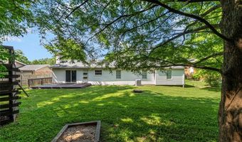 1014 Bedford Ln, Ballwin, MO 63011