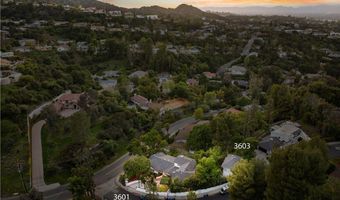 3601 Dellvale Pl, Encino, CA 91436