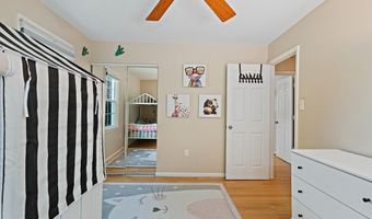 9220 BURNETTA Dr, Annandale, VA 22003