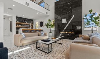 82 Glade Hollow Dr, Las Vegas, NV 89135