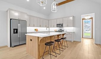 308 E Seattle St, Broken Arrow, OK 74012