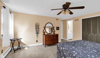 24 Rosewood Dr, Amherst, NY 14221