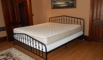 103 W Daniel St, Albany, MO 64402