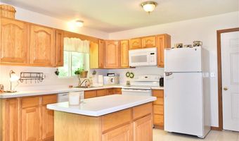 7760 N Lake Ave, Hayward, WI 54843
