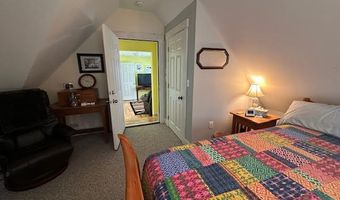21 Dream Ln, Belfast, ME 04915