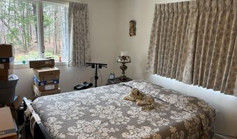 65 Smith St, Augusta, ME 04330