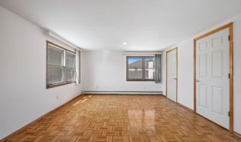 103 Nassau Dr, Albertson, NY 11507