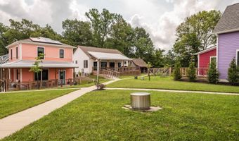 1270 E Short St, Bloomington, IN 47401