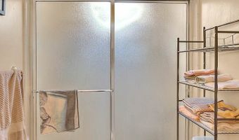 552 W 108th St, Los Angeles, CA 90044