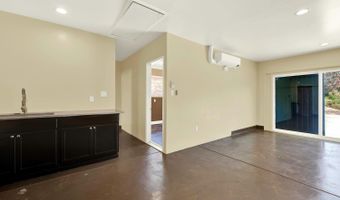875 White Cottage Rd N, Angwin, CA 94508