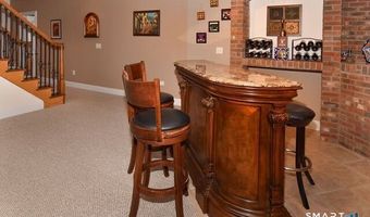 5 Biltmore Ct, Avon, CT 06001