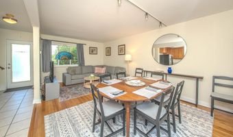 1795 Hideaway Ln, Ann Arbor, MI 48105