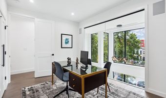 304 K St NE 2PH, Washington, DC 20002