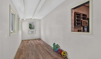 1421 Hendrix St, Altus, AR 72821