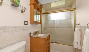 7 Swartout Pl, Amityville, NY 11701