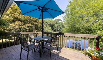 11 Guzeika Rd, North Kingstown, RI 02852