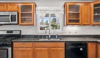 17465 SW BLANTON St, Beaverton, OR 97078