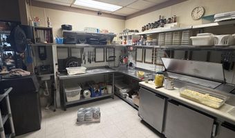 207 N Bay Dr, Bay, AR 72411