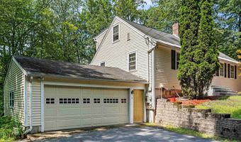 20 Juniper Dr, Amherst, NH 03031