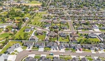 748 Dell Rd, Chubbuck, ID 83202