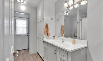 14204 Crow Rd, Apple Valley, CA 92307