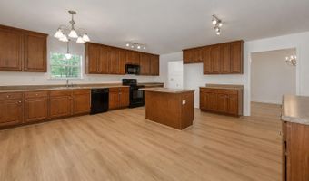 357 TANGLEWOOD Cir, Alabaster, AL 35007