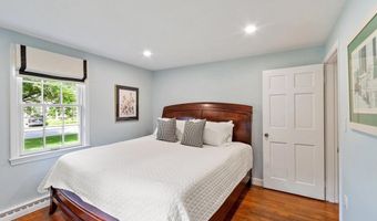 13 Carmel Rd, Andover, MA 01810