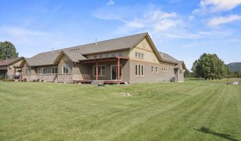 10 Bellflower Ct, Blanchard, ID 83804