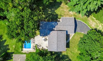 8852 Ridge Hill Dr, Indianapolis, IN 46217