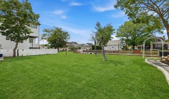 17 Norman Ave, Amityville, NY 11701